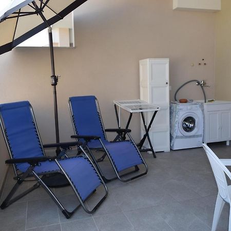 Casa Vacanze Lombardo Santa Teresa Di Riva Exterior foto