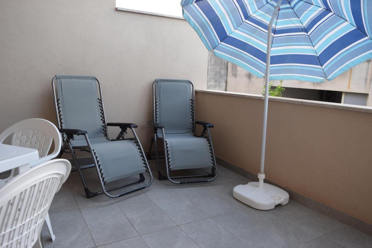 Casa Vacanze Lombardo Santa Teresa Di Riva Exterior foto